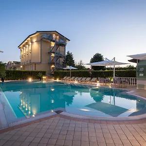 https://hotel-villa-tiziana.it-tuscanyhotel.com